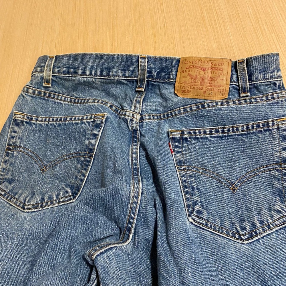 Levis 505 Regular Fit Straight Leg Jeans Mens 34x32 Medium Wash Blue Denim - Picture 4 of 5